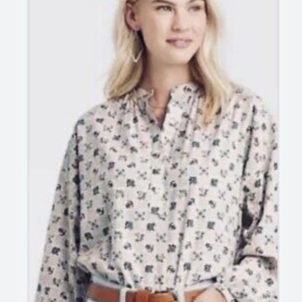 Universal Thread / Women's Top